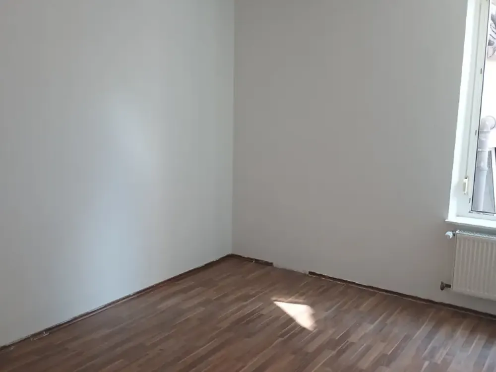 Helle zentrumsnahe 2-Zimmerwohnung im 1.OG