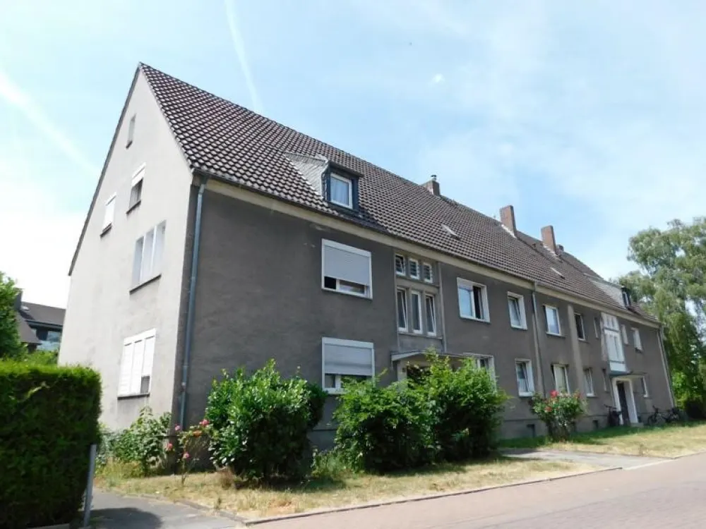 Frisch renovierte 3-Zi.-Whg. mit neuem Bad und neuem Boden