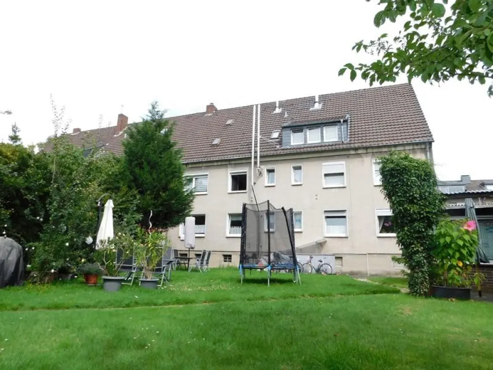 Frisch renovierte 3-Zi.-Whg. mit neuem Bad und neuem Boden