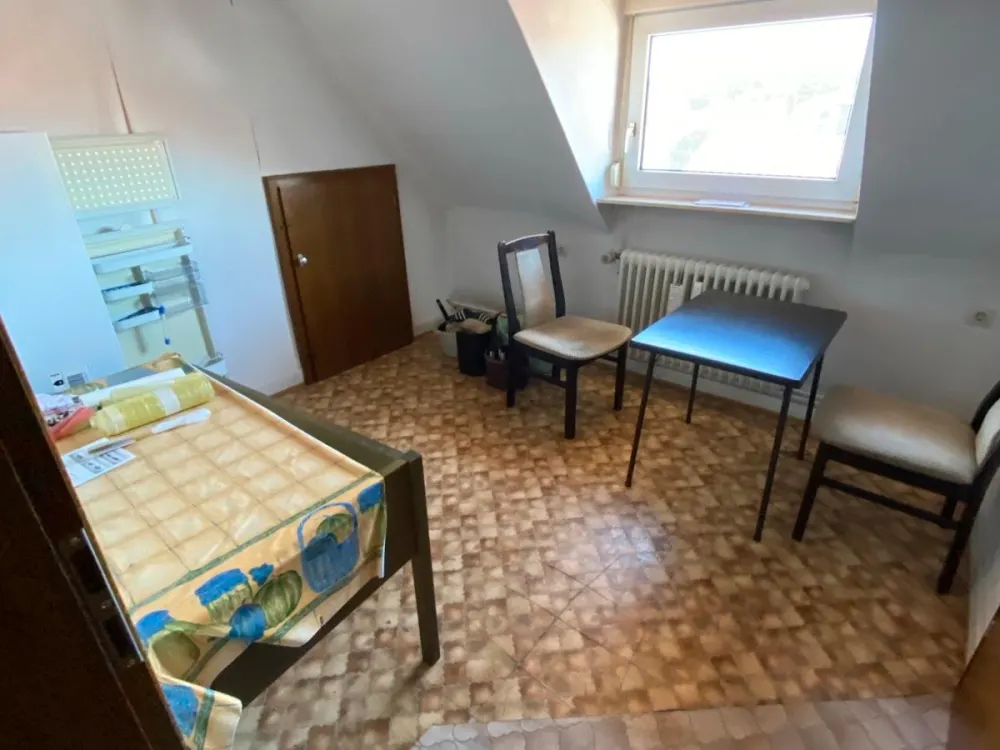 Charmantes Dachgeschoss-Wohnung in Heusenstamm