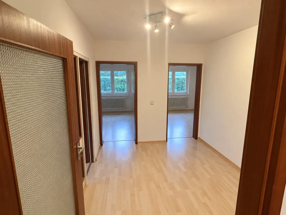 2-Zimmer-Wohnung mit Balkon und Einbauküche in Berlin-Steglitz