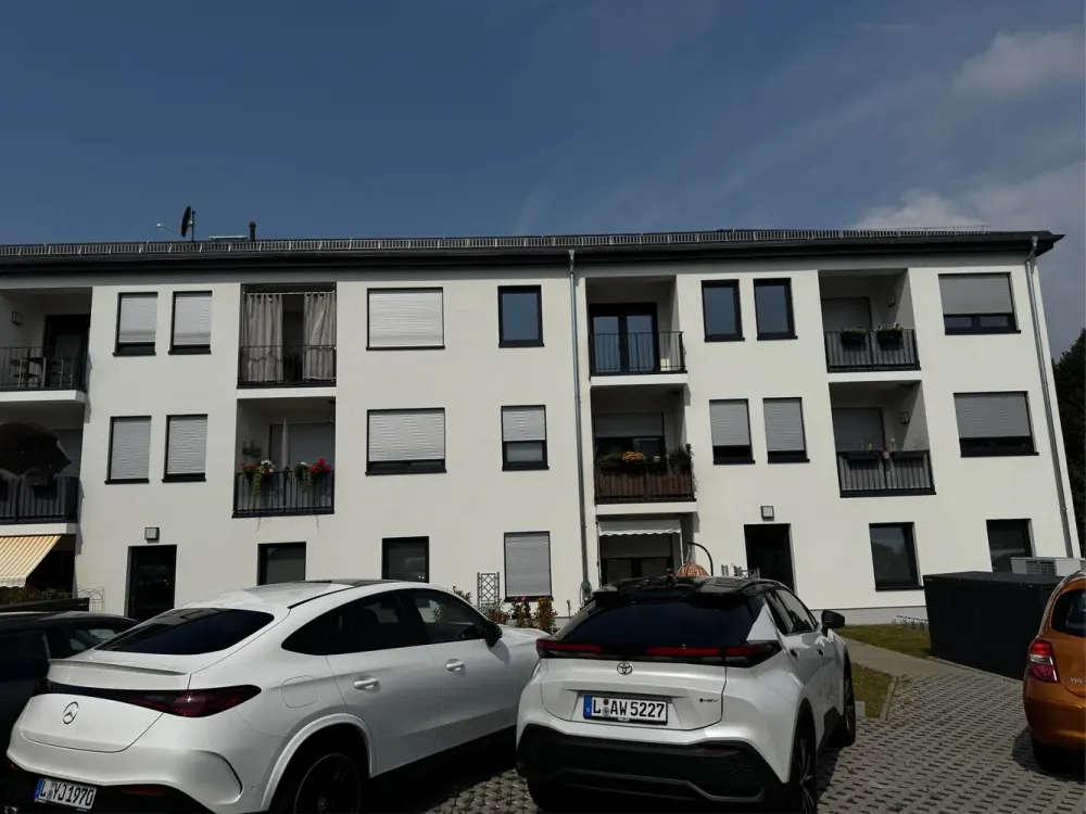 Moderne 2-RW in Top-Lage Nähe Zwenkauer See/ mit Terrasse/ Parkett/ FHZ/Tageslichtbad/ SPL-PKW//WE04