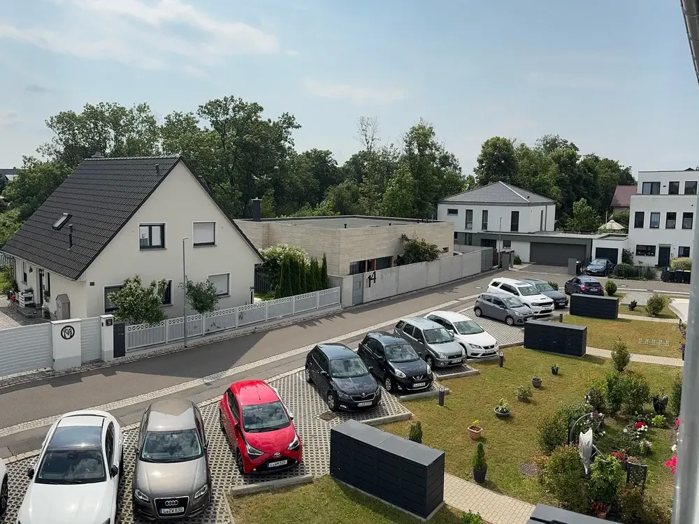 Moderne 2-RW in Top-Lage Nähe Zwenkauer See/ mit Terrasse/ Parkett/ FHZ/Tageslichtbad/ SPL-PKW//WE04