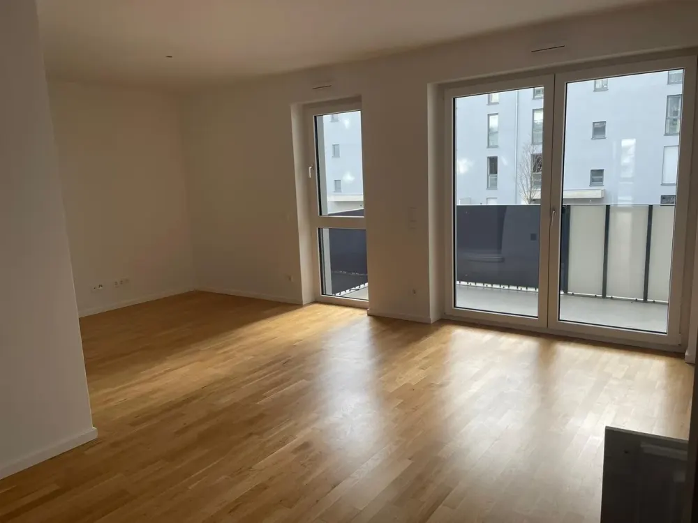 Neuwertige 4-Zimmer Wohnung in zentraler Lage