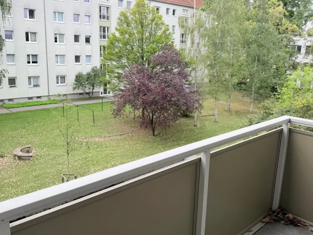 Wohnen mit Wohlfühlfaktor, zentrale 2-Raumwohnung mit Balkon und viel Tageslicht