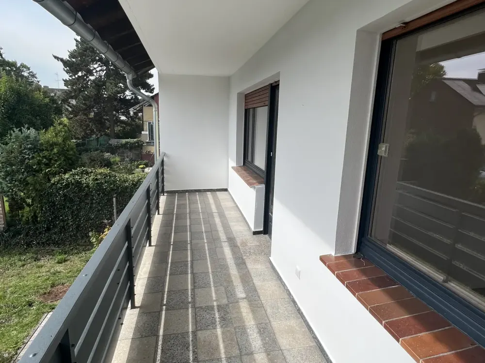Wohnqualität zum Verlieben, 90 m², neues Bad und 6 Meter Balkon