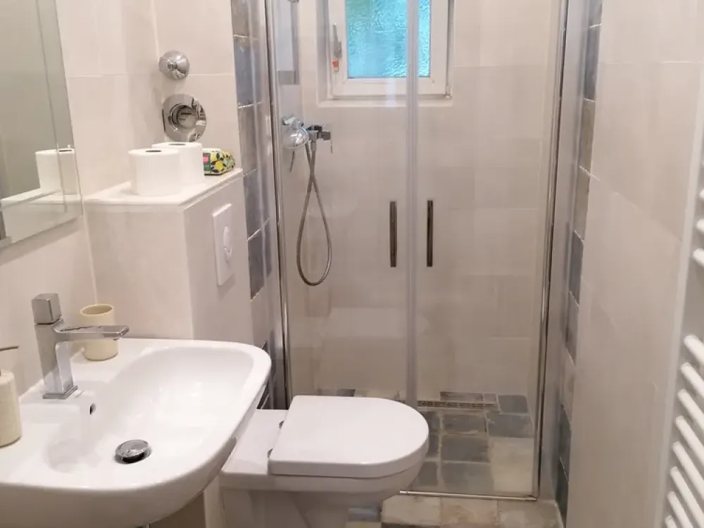 Kompakt wohnen in Spandau: 2-Zimmer-Apartment mit Balkon