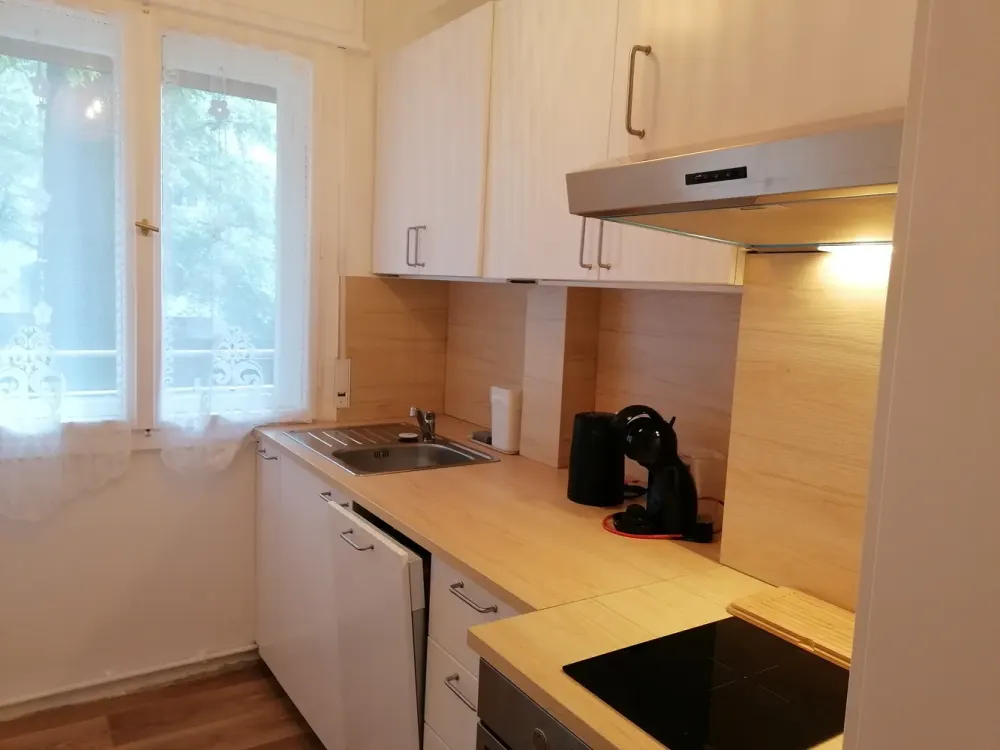 Kompakt wohnen in Spandau: 2-Zimmer-Apartment mit Balkon