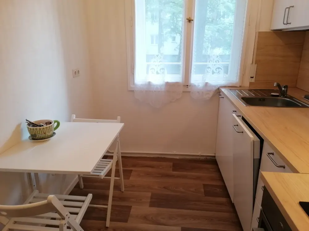 Kompakt wohnen in Spandau: 2-Zimmer-Apartment mit Balkon