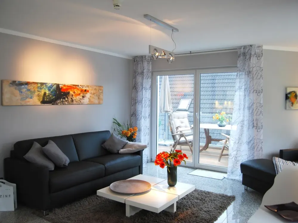 MÖBILIERTE LUXUSWOHNUNG***** m. Klimaanlage! Miete einschl. Nk! PROVISIONSFREI!