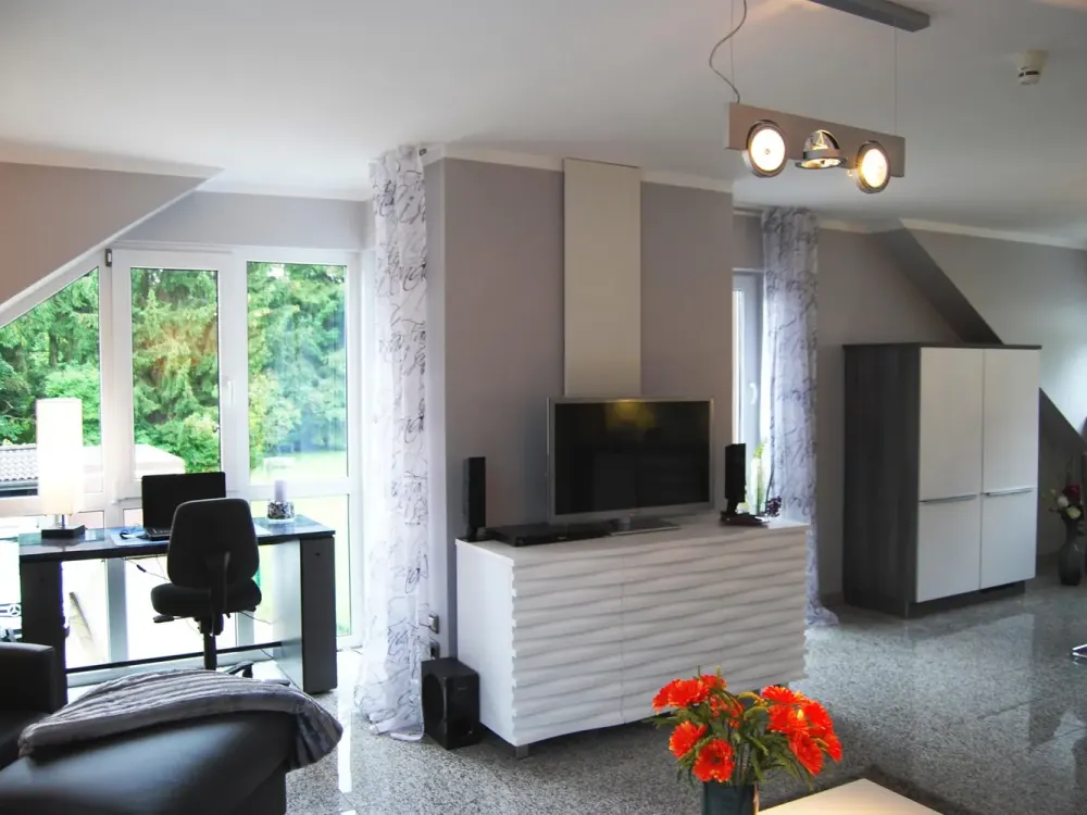 MÖBILIERTE LUXUSWOHNUNG***** m. Klimaanlage! Miete einschl. Nk! PROVISIONSFREI!