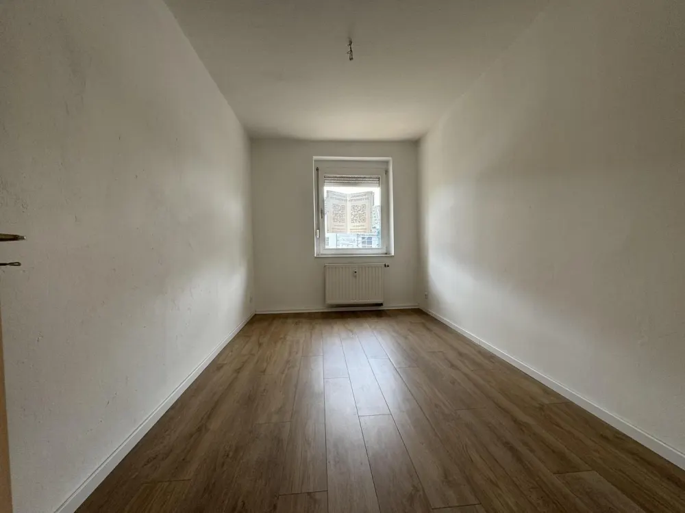 schöne 3 Zimmer Wohnung, frei ab sofort