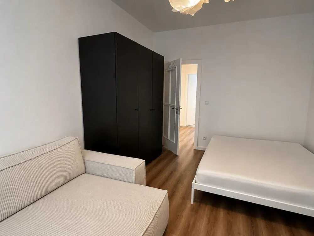 UNTERMIETE 06.-22.09: Schicke 2-Zimmerwohnung Zentral Düsseldorf