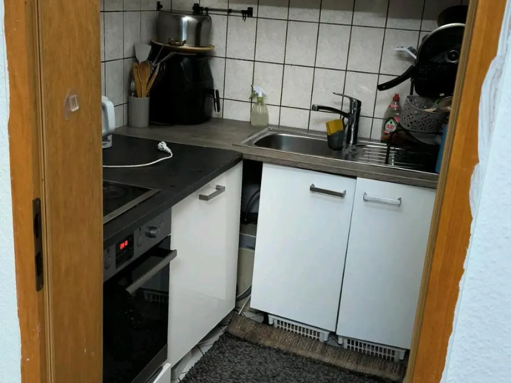 Vollmobilierte Wohnung zu untermieten ab dem 13.09.2026