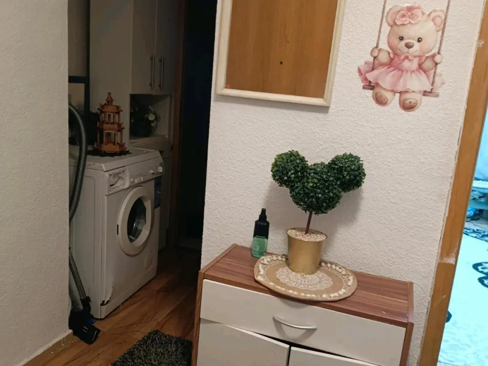 Vollmobilierte Wohnung zu untermieten ab dem 13.09.2026