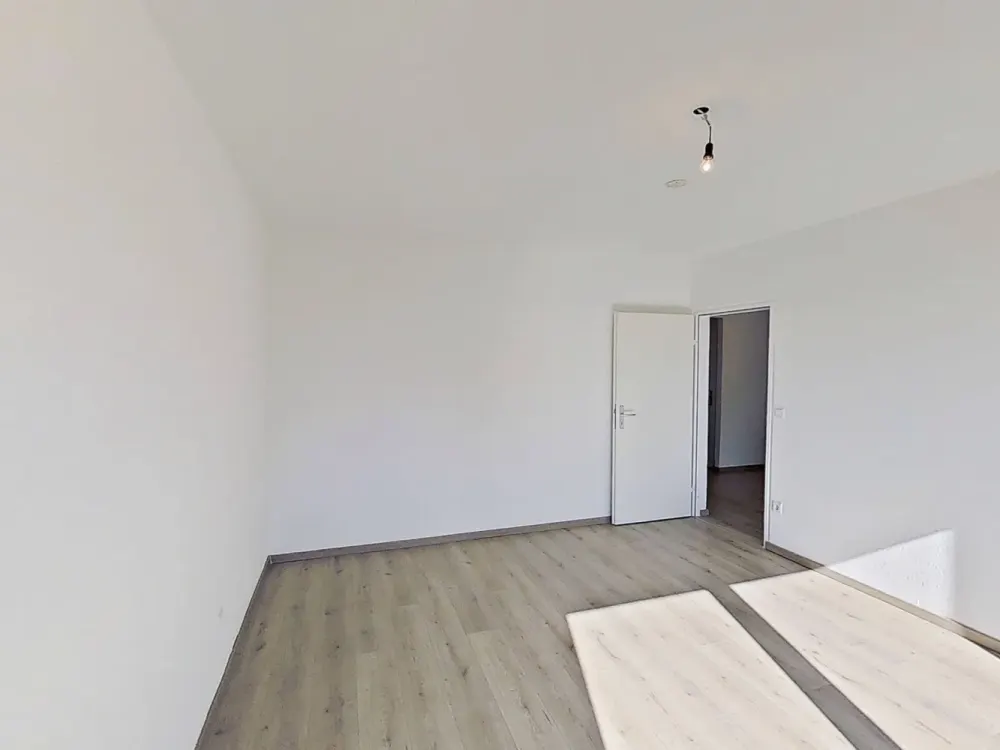 راحة سكنية بمساحة 95 م² مع شرفة, منزلك الجديد في انتظارك
