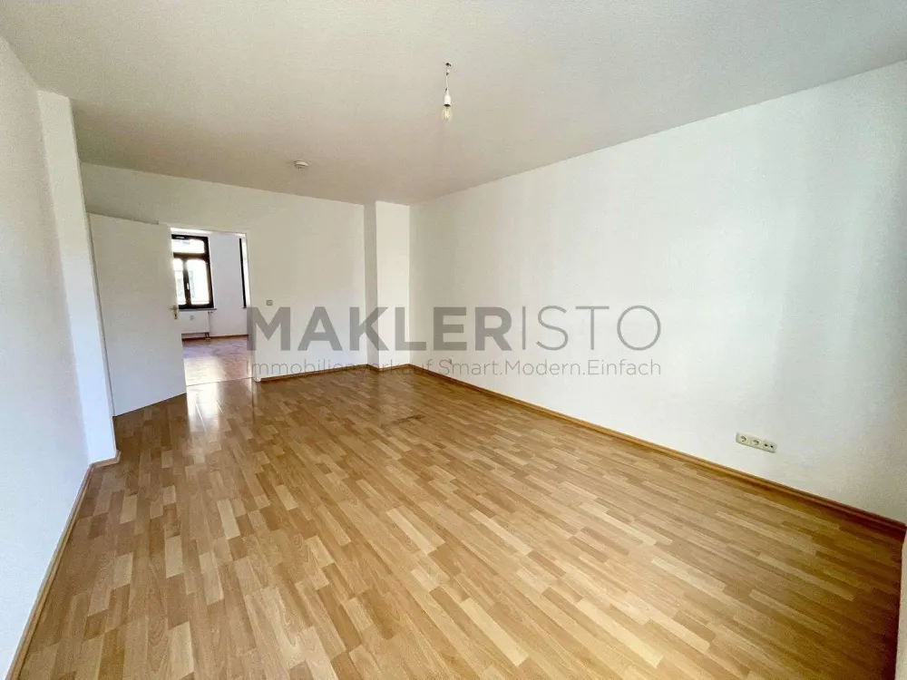 **Helle und Moderne 3-Zimmer-Wohnung mit Balkon und Wannenbad**