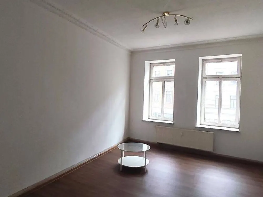***Gut geschnittene Wohnung mit tollem, neuen Bad***