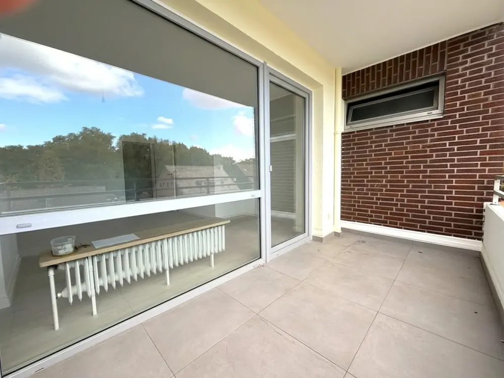 Sanierte 57,67 m² 2 -Zimmer Wohnung im 3. OG mit Balkon in 40589 D-Holthausen