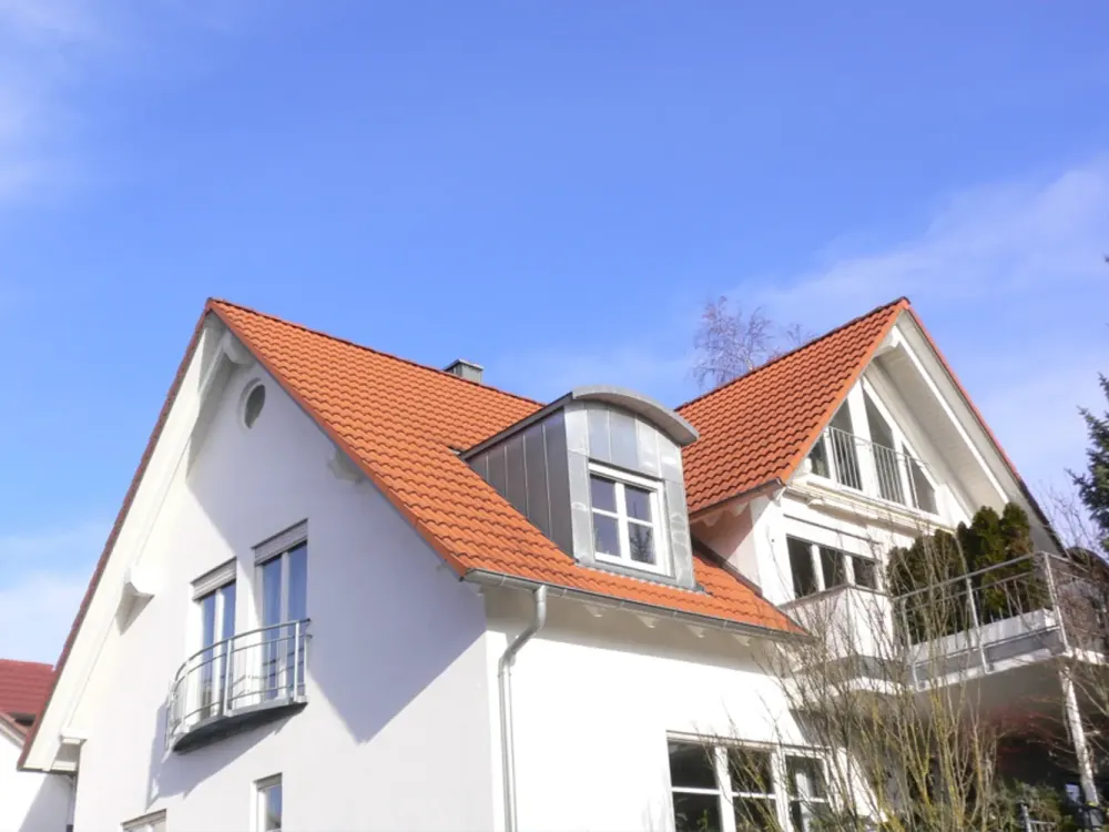 Schöne, moderne, ruhige 4,5 Zi Wohnung in Ortsrandlage FN-Ailingen