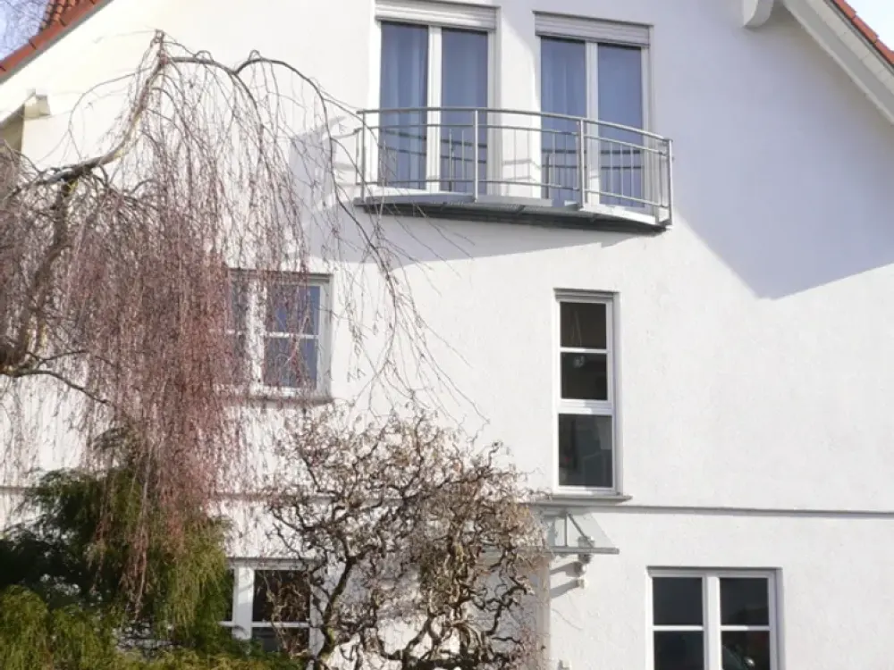 Schöne, moderne, ruhige 4,5 Zi Wohnung in Ortsrandlage FN-Ailingen