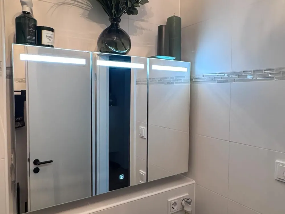 Exklusive 3,5-Zimmer-Wohnung mit 2 Bädern, großer Loggia, EBK, TG