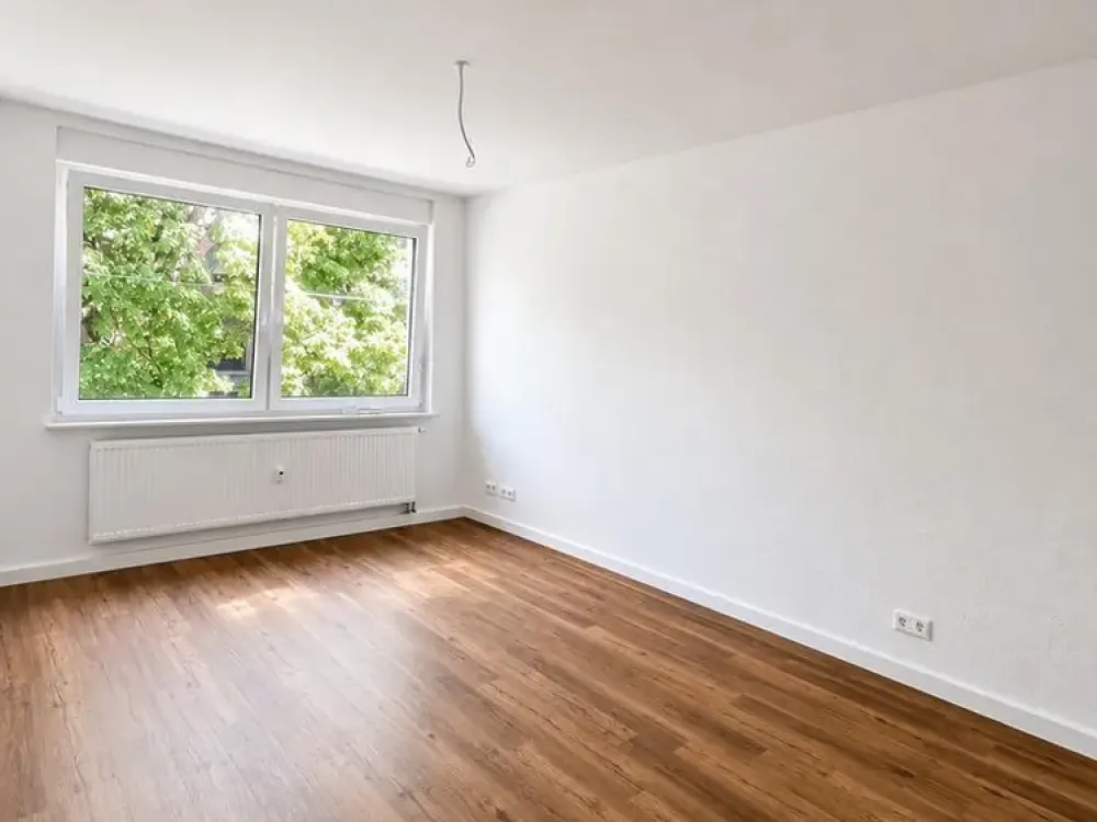 7566 - Erstbezug nach Sanierung: Gut geschnittene 2-Zimmerwohnung nähe Stadtgarten!