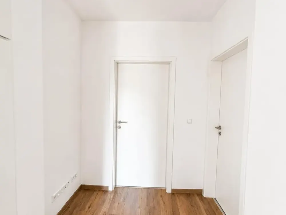 7566 - Erstbezug nach Sanierung: Gut geschnittene 2-Zimmerwohnung nähe Stadtgarten!