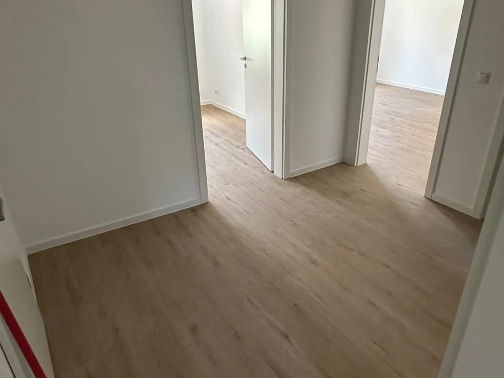 Kernsanierte 3 Zimmer Wohnung in der Neustadt