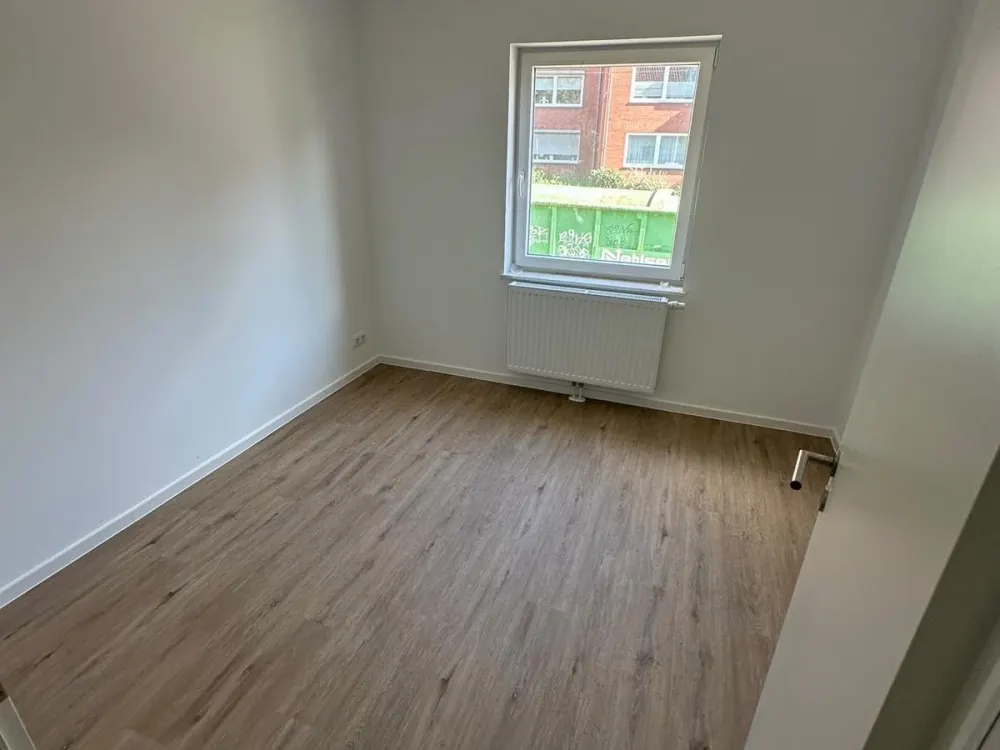Kernsanierte 3 Zimmer Wohnung in der Neustadt