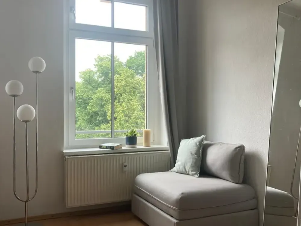 Urban Living in Friedrichshain: 2-Room Apartment with Balcony