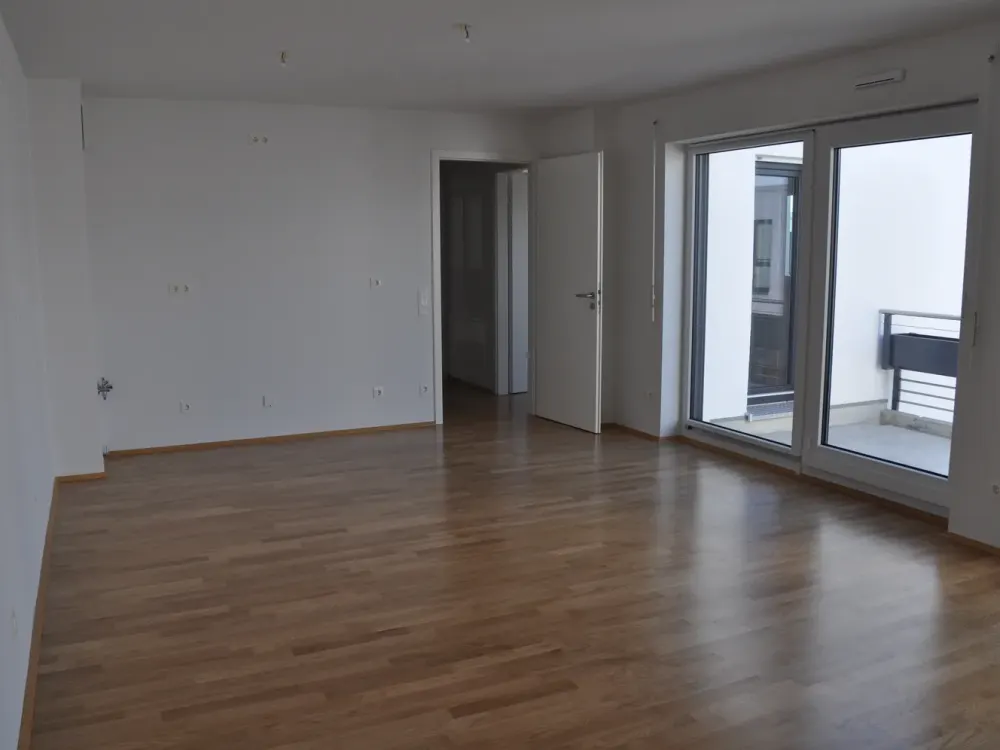 lichtdurchflutete 4-Zi.-Dachterrassenwohng. im Forum Allach