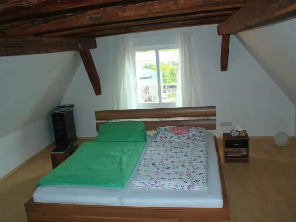 Küferstr. 22. Traumhafte DG-Whg, sonniger, großer Südbalkon. Direkt v. Eigentümer. Provisionsfrei!