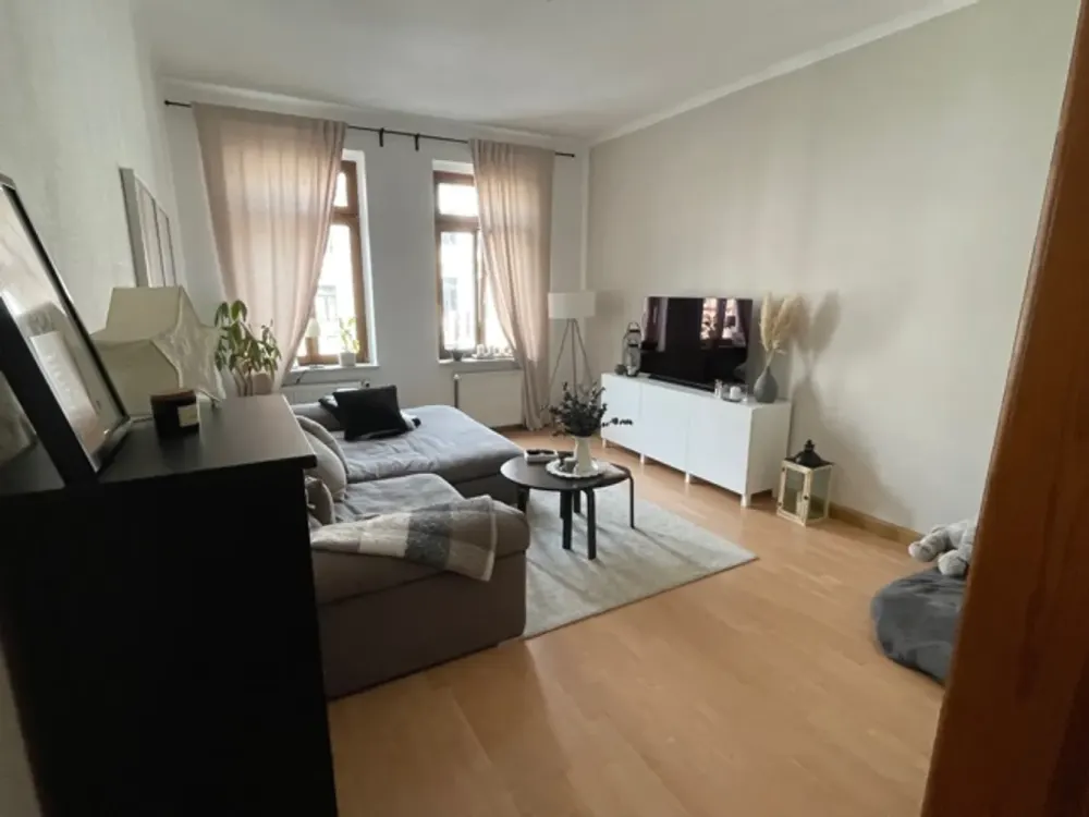 Idyllic 2-room apartment with roof view from the balcony in a listed building