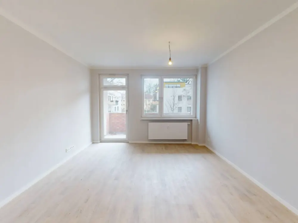 Vollständig renovierte 2-Zimmer-Wohnung mit BALKON, saniertem Bad und moderner EBK