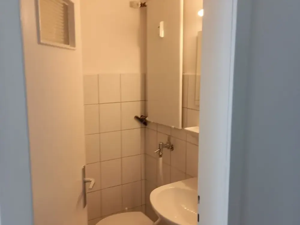 Furnished Apartment with Built-in Kitchen in Central Friedrichstadt from 01.10.2026 (Unit 2)