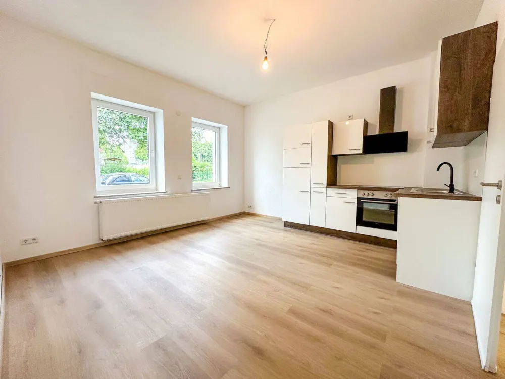 Design trifft Altbau - kernsanierte 2-Zimmer-Wohnung mit Einbauküche