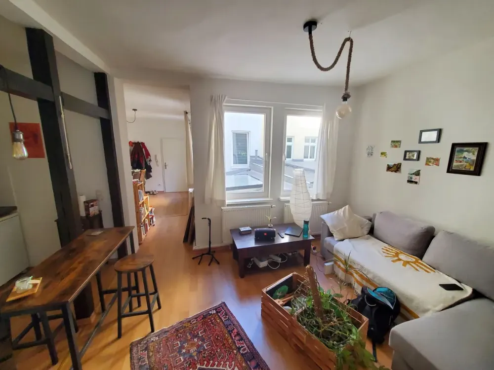Kleines 2-Zimmer-Apartment mit EBK - ruhig gelegen, direkt im Zentrum!
