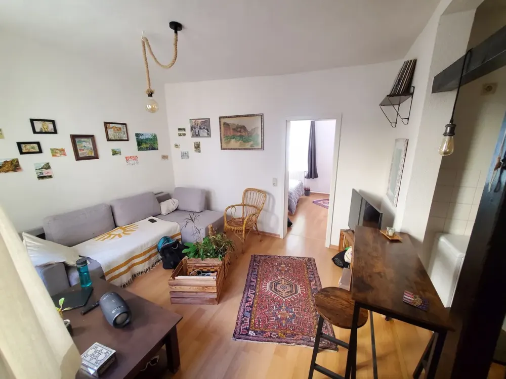 Kleines 2-Zimmer-Apartment mit EBK - ruhig gelegen, direkt im Zentrum!