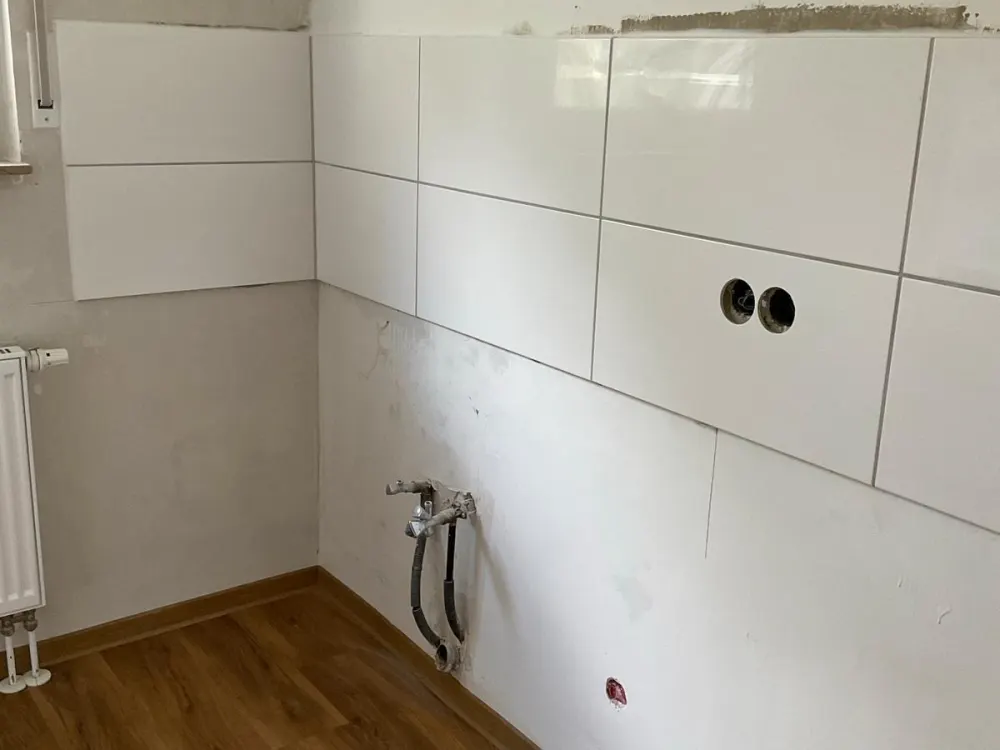 Helle 3,5-Zimmer-Wohnung mit Loggia in Eckenheim zu vermieten
