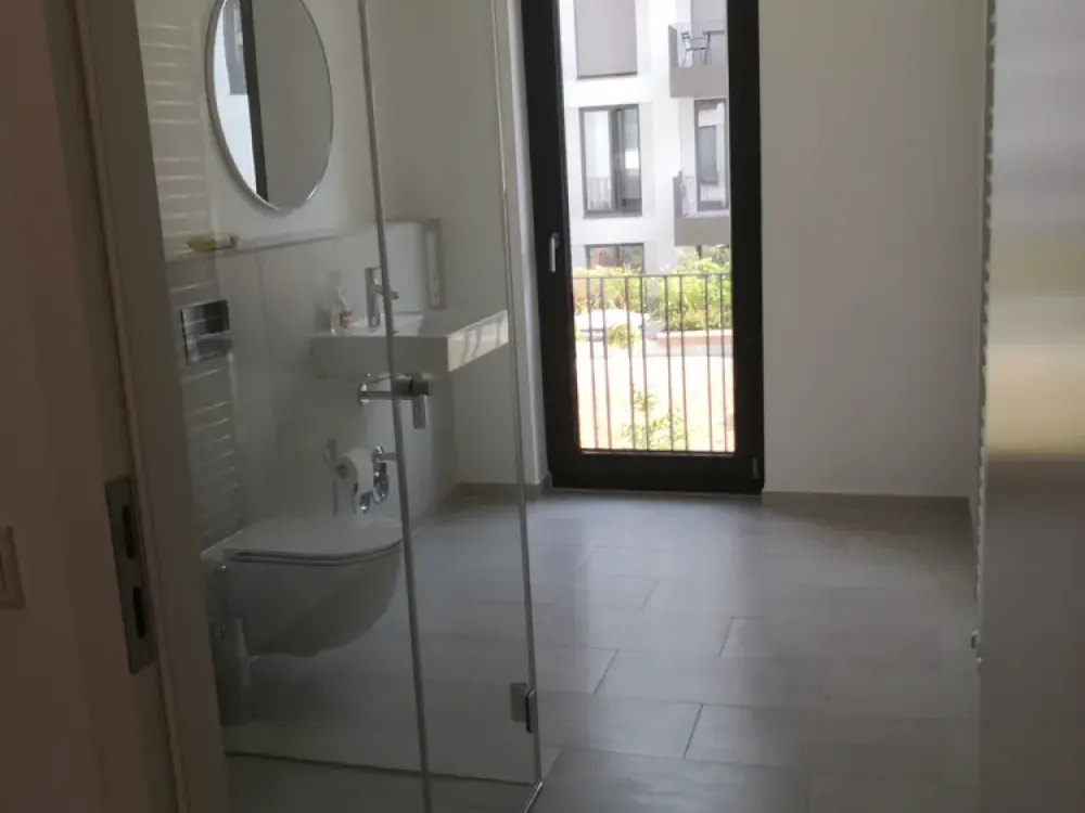 Möblierte 2-Zimmer-Wohnung, Garage inklusive