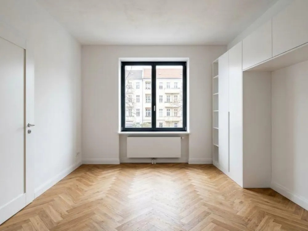 Exklusive Altbauwohnung mit Fischgrätparkett in Charlottenburg