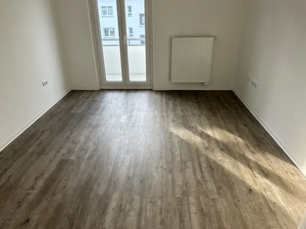 Cozy 2-Room Apartment with Balcony