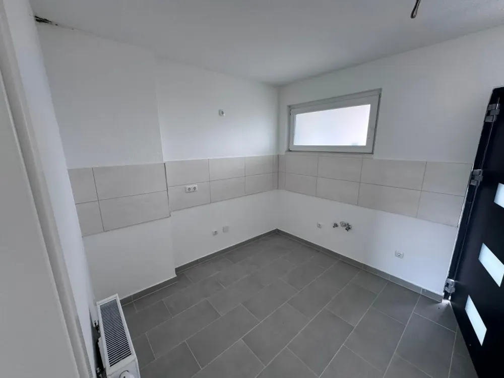 شقق مكونة من 2.5 غرفة مجددة حديثًا للإيجار في Recklinghausen