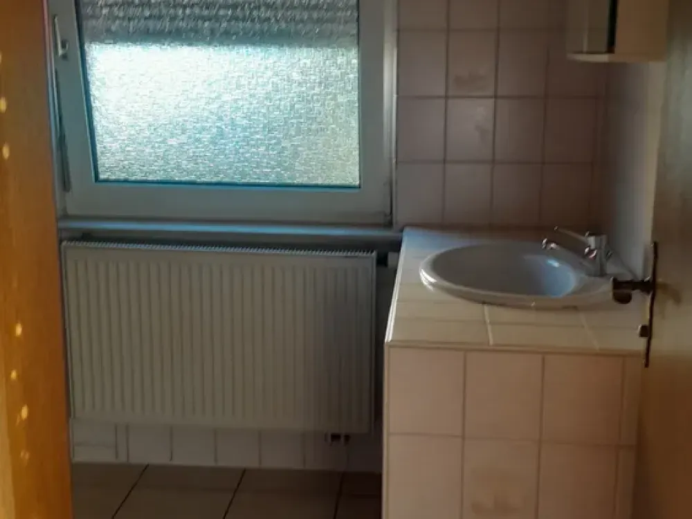 4-Zimmerwohnung WG geeignet an Studenten zu vermieten