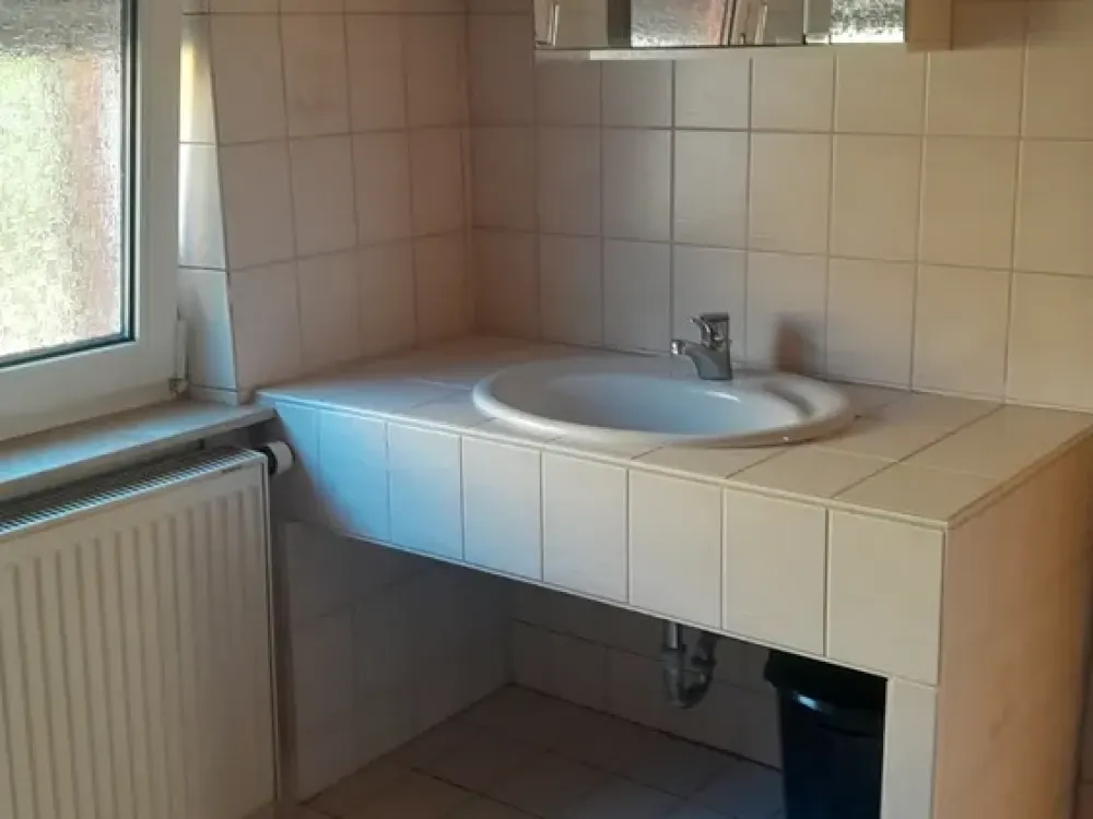 4-Zimmerwohnung WG geeignet an Studenten zu vermieten