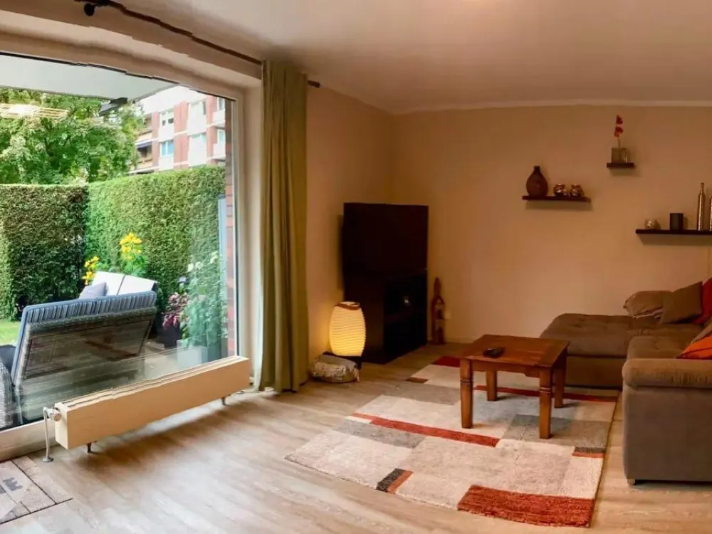 Helle Wohnung mit Garten in Hamburg, 73 m², Wandsbek-Farmsen