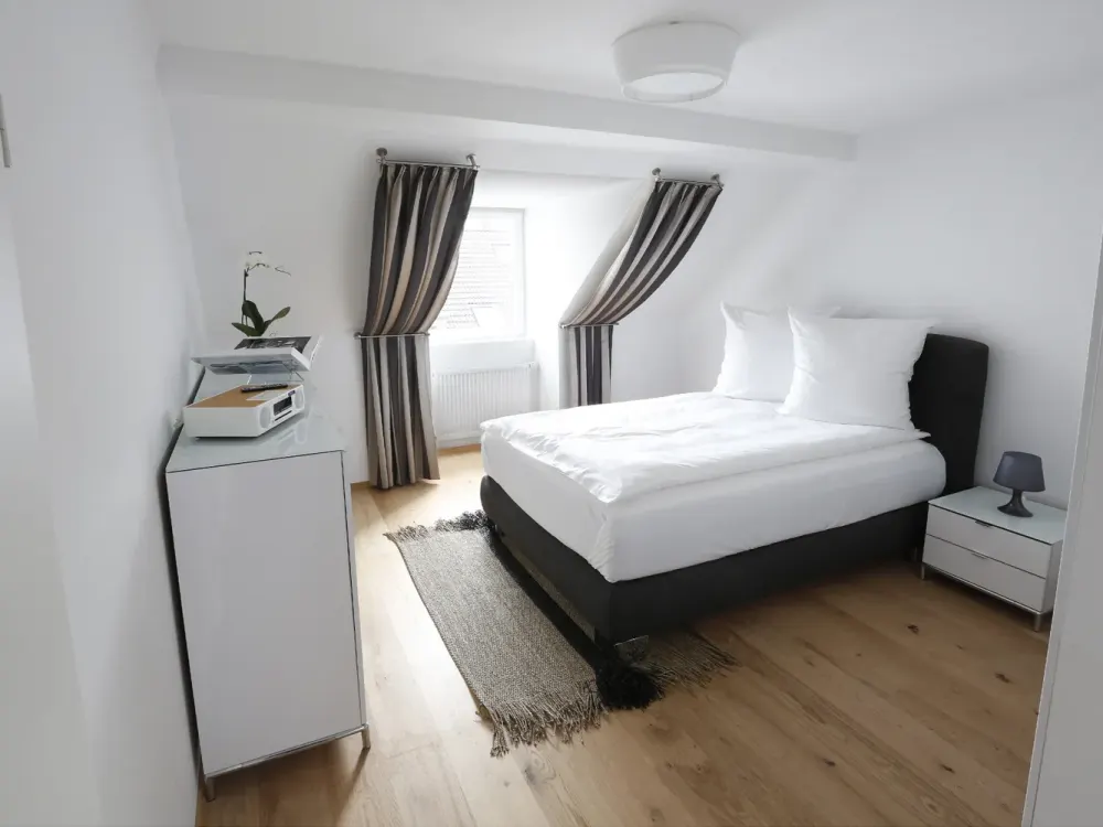 Exklusives Angebot: Möblierte 5* Wohnung "Oberkassel" in Düsseldorf Derendorf