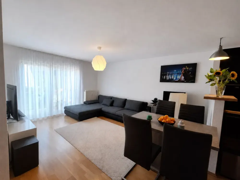 Quiet 2-Room Apartment in Frankfurt Niederrad