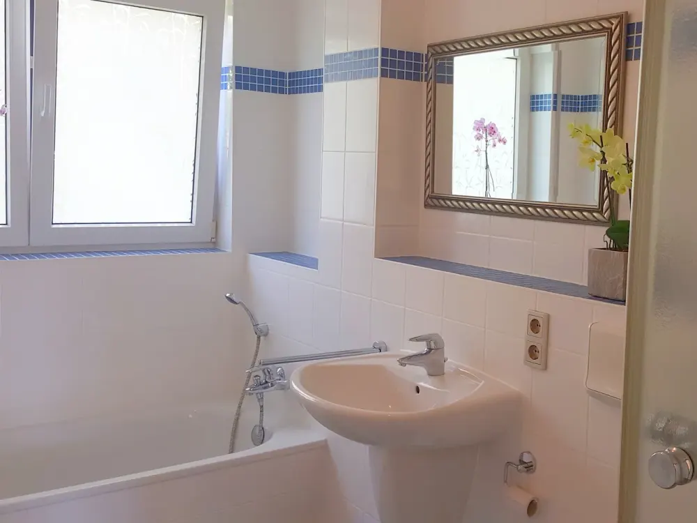 Quiet 2-Room Apartment in Frankfurt Niederrad